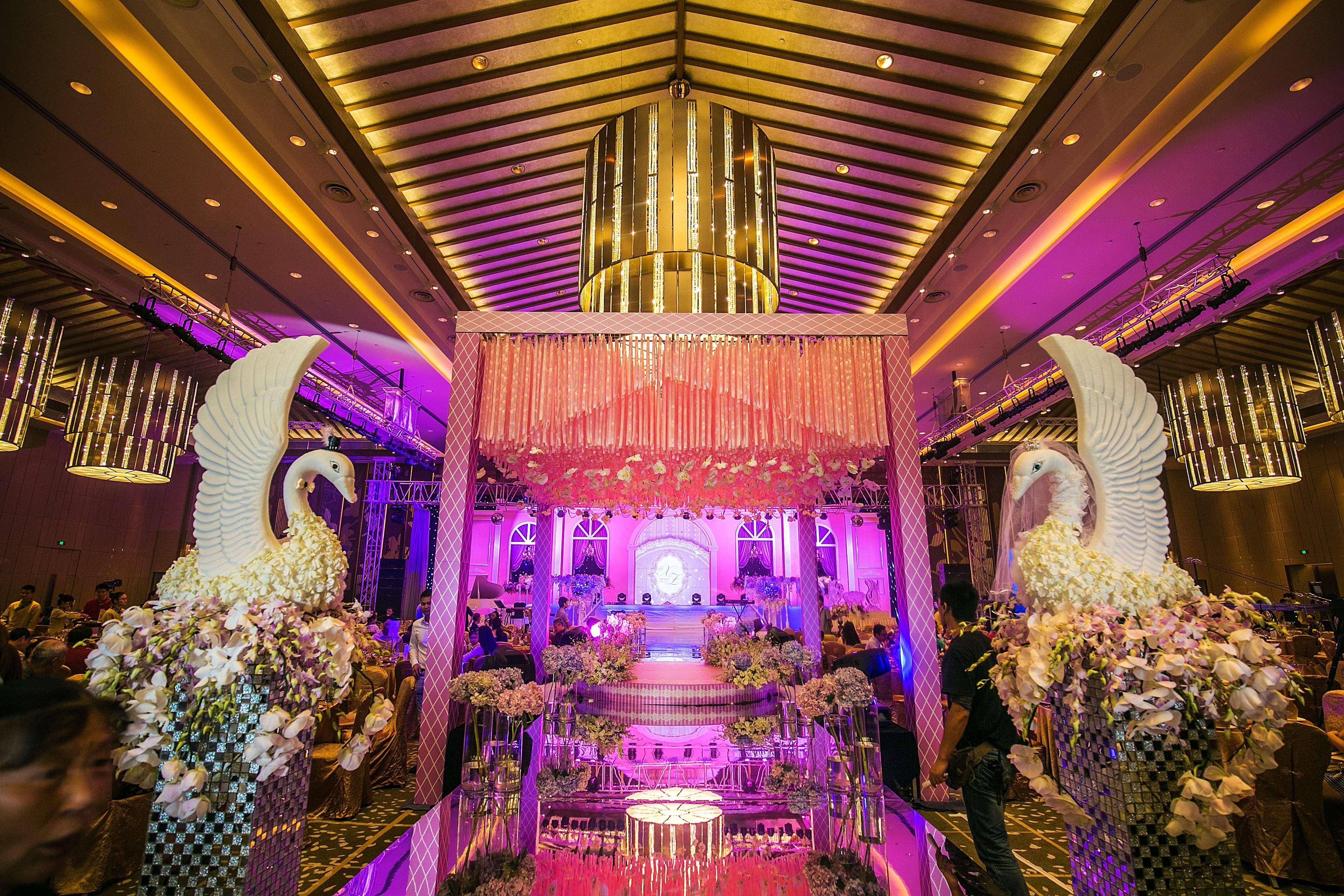 Hilton Wuhan Optics Valley Zewnętrze zdjęcie