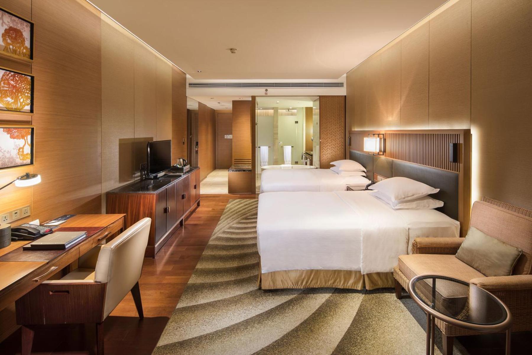 Hilton Wuhan Optics Valley Zewnętrze zdjęcie