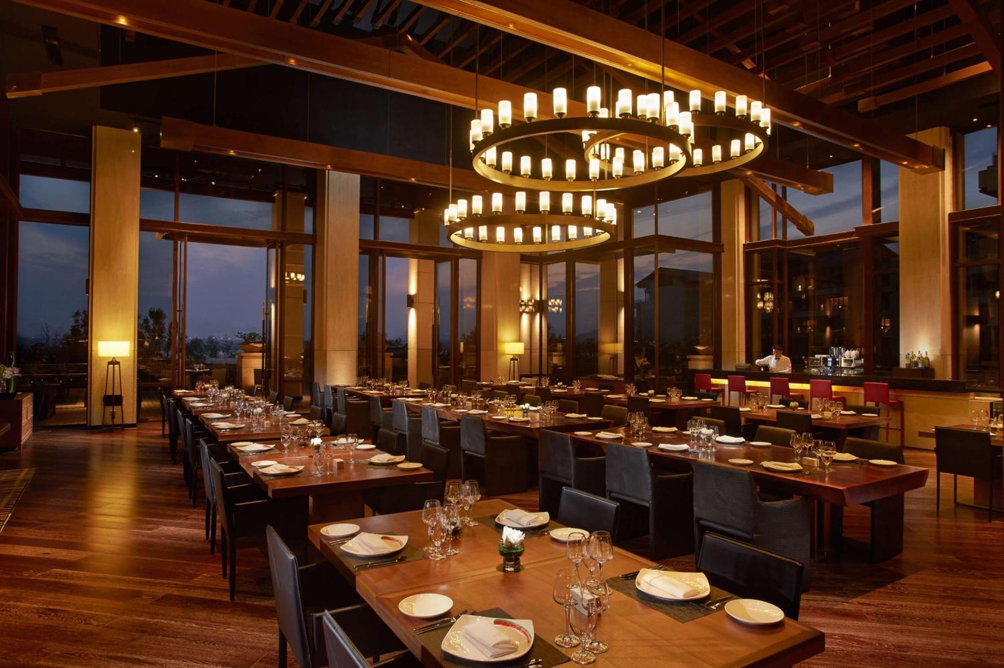 Hilton Wuhan Optics Valley Zewnętrze zdjęcie